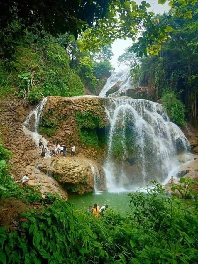Lepont Mu Waterfall Bungalow Hoa Binh Экстерьер фото